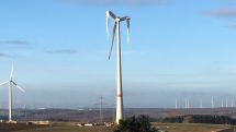Beschädigte Windkraftanlage in Etteln darf bis zur Klärung der Ursache nicht wiederaufgebaut werden, Kreis Paderborn fordert zudem unabhängiges Gutachten zur Überprüfung der Standfestigkeit